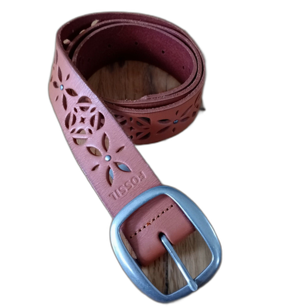 FOSSIL Tan Leather Belt Women's Sz S Lasercut Boho Summer Festival Waist Belt